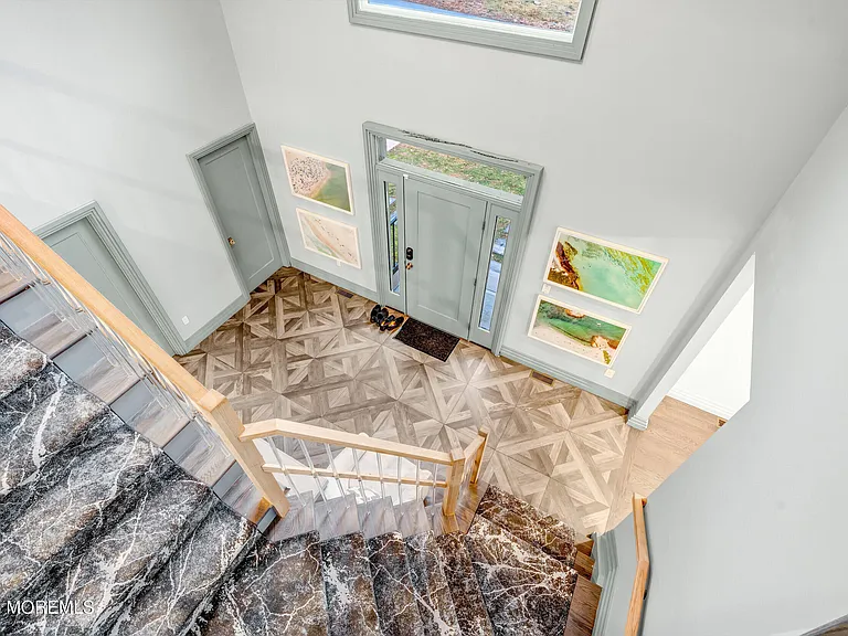 450 Wells Ave — Photo 21