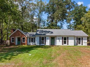 103 Lakeside Dr, Brandon, MS 39047