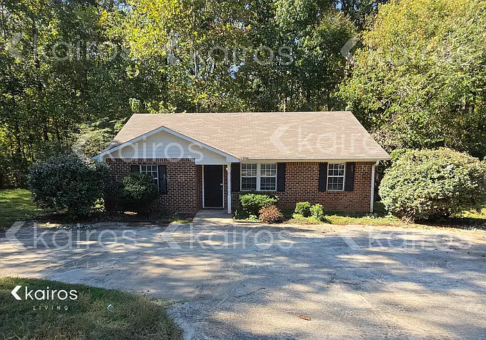 4 bed, 4.0 bath, 1479 sqft, $1,945 — Photo 1