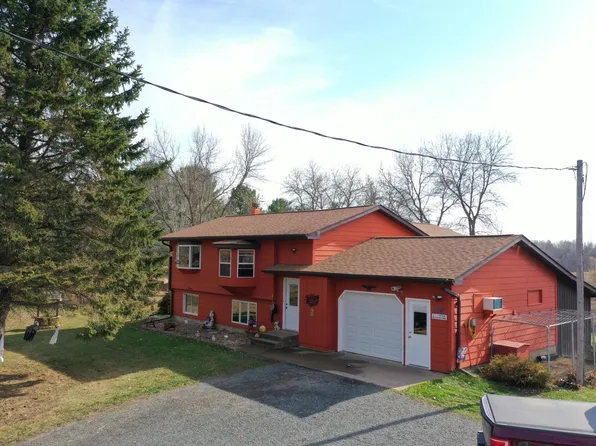 1814 W Church Rd, Star Prairie, WI 54026