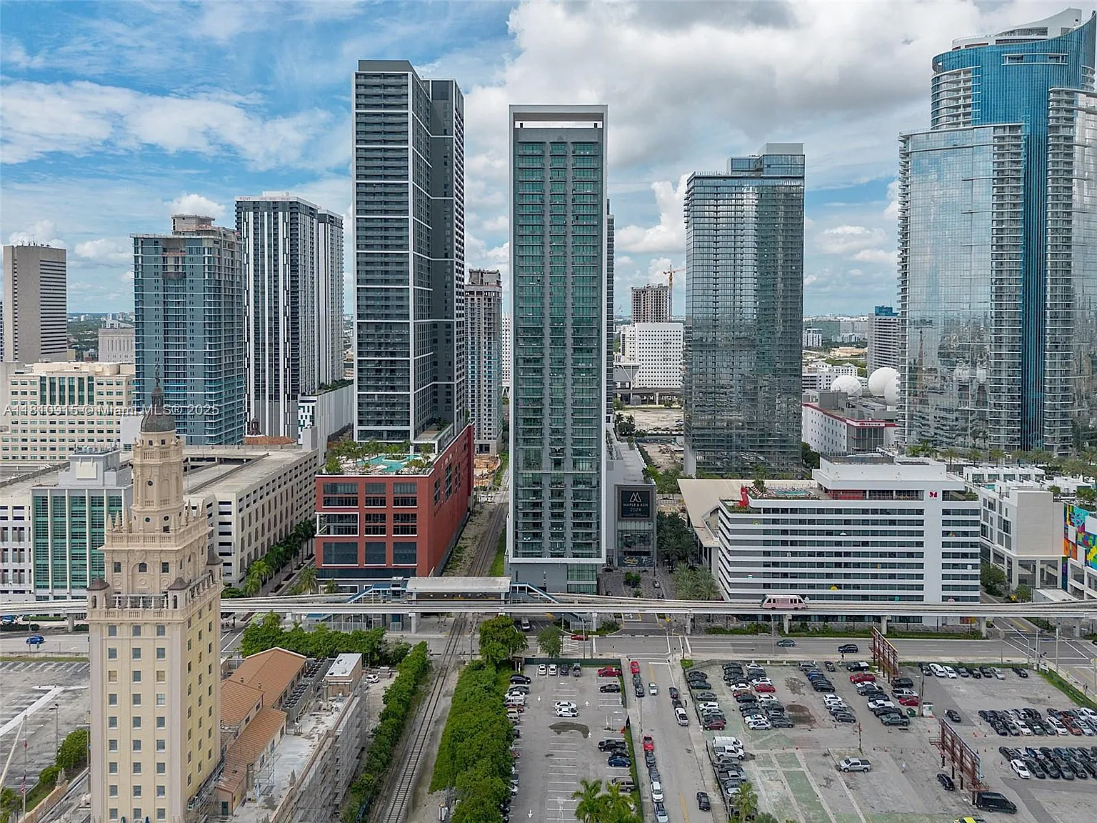 1 bed, 1.0 bath, 550 sqft, $5,000 — Photo 2