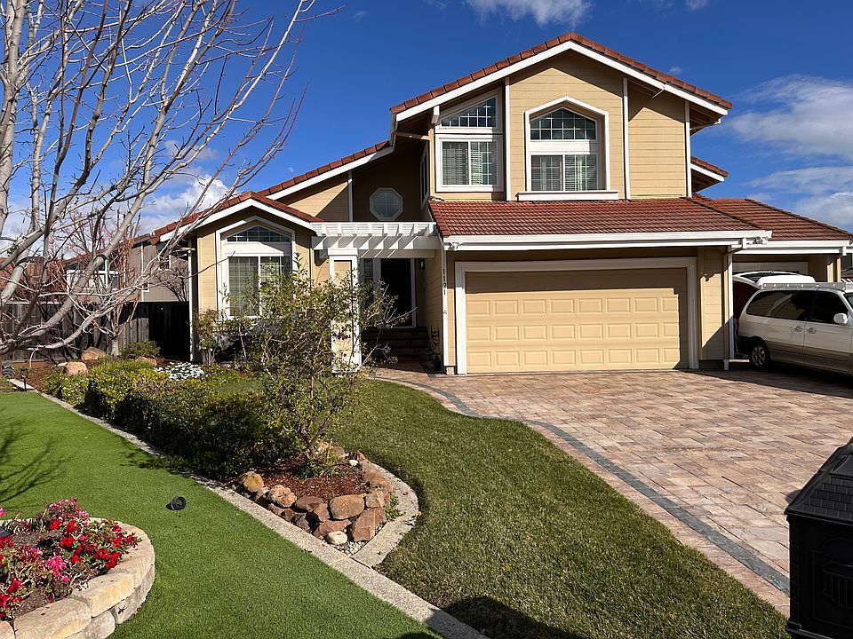 1st image of 1121 Thorntree Pl