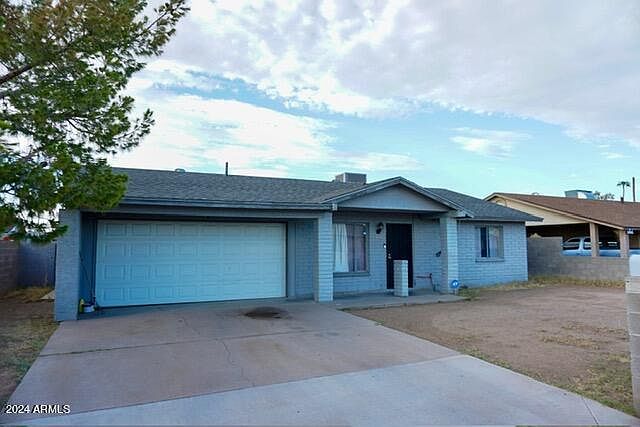 1st image of 5232 W CYPRESS Street