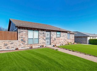 1547 Duet Dr, Dallas, TX 75241