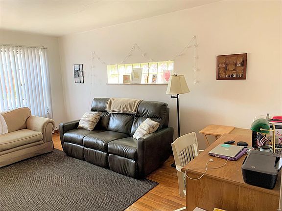 3rd image of 5315 Jamieson Ave APT 2S