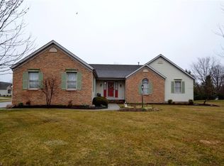 1937 Wendover Cir NE, North Canton, OH 44720