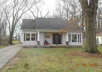 5th image of 8048 Edgewood Rd