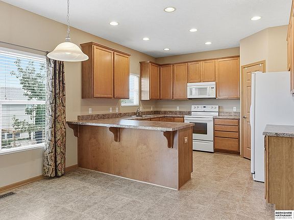 2nd image of 4203 N 176th St