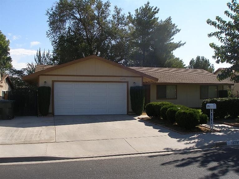 1st image of 13795 Deauville Dr