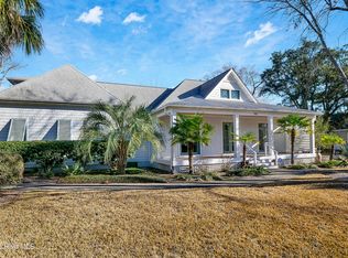 707 Airlie Rd, Wilmington, NC 28403