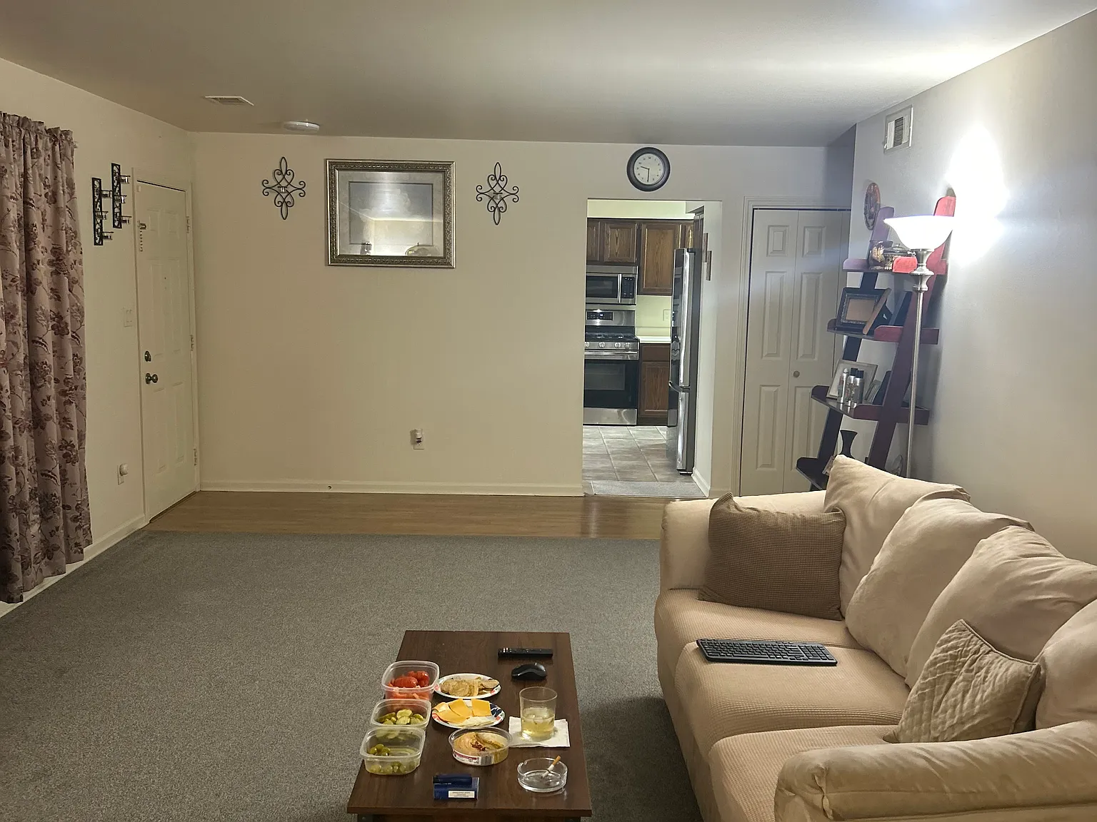 2 bed, 1245 sqft, $2,000 — Photo 2