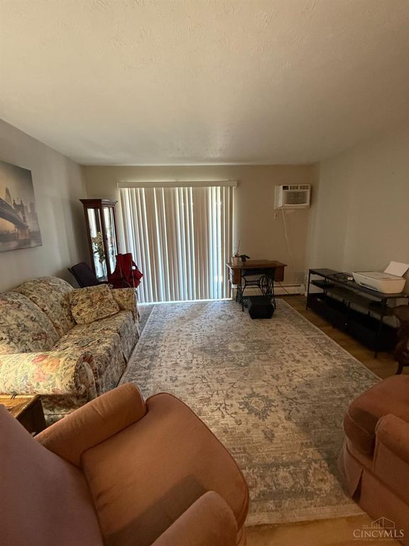 3616 Westwood Northern Boulevard, Cincinnati, OH - More