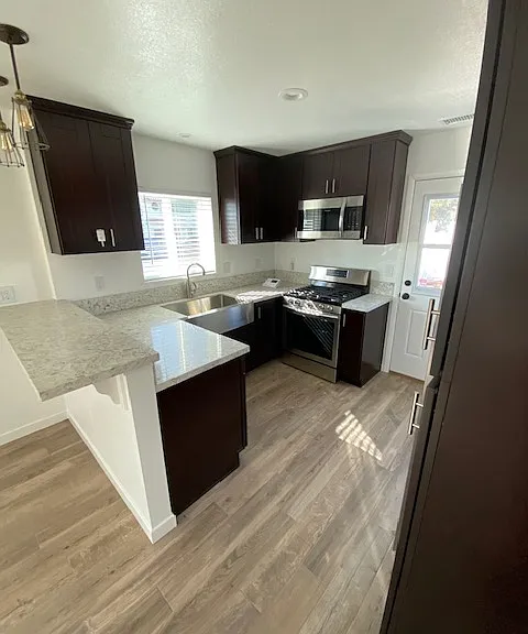 4204 Cherokee Ave — Photo 3