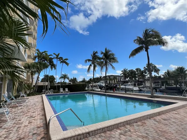 2350 NE 135th St, North Miami, FL