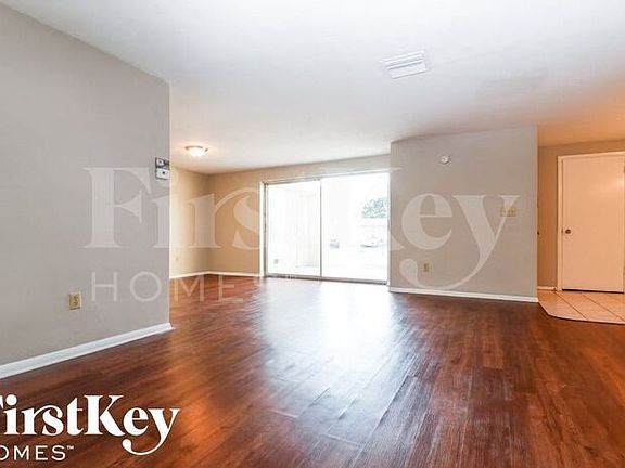 3rd image of 3024 Palamore Dr