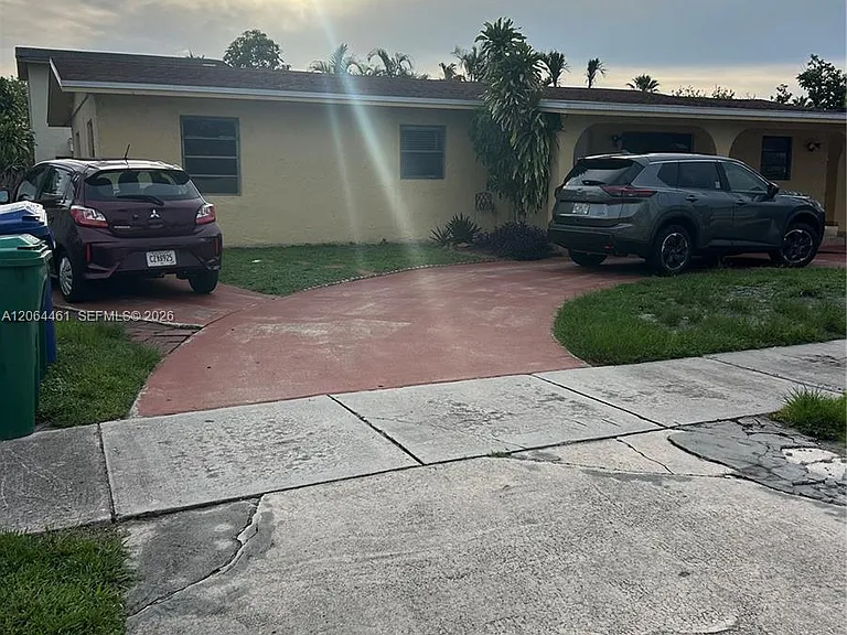 19710 NW 51st Ave — Photo 16