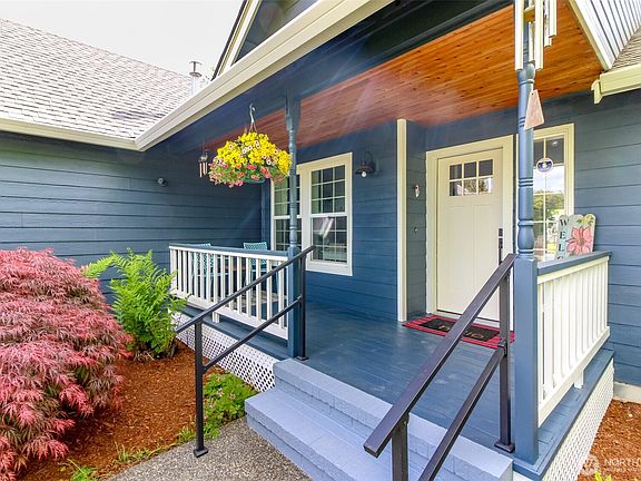 2nd image of 14310 116th Avenue E