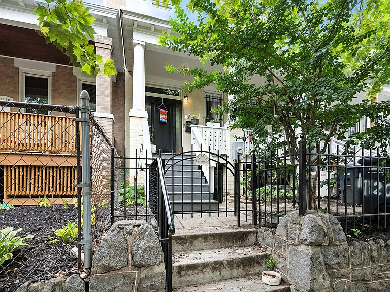 1120 I St NE #BASEMENT — Photo 14