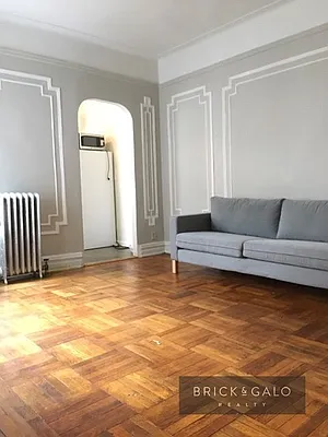 Rented by BRICK & GALO REALTY CORP | media 4