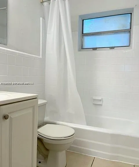 1204 NE 5th Ave #3 — Photo 7