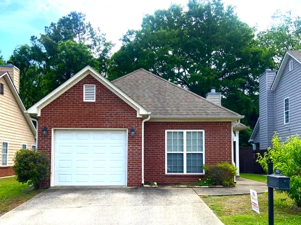 422 Holland Lakes Dr N, Pelham, AL 35124