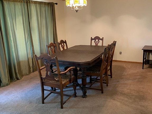 2nd image of 928 34th Ave