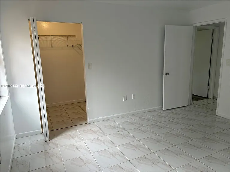 301 W Park Dr #101-11 — Photo 18