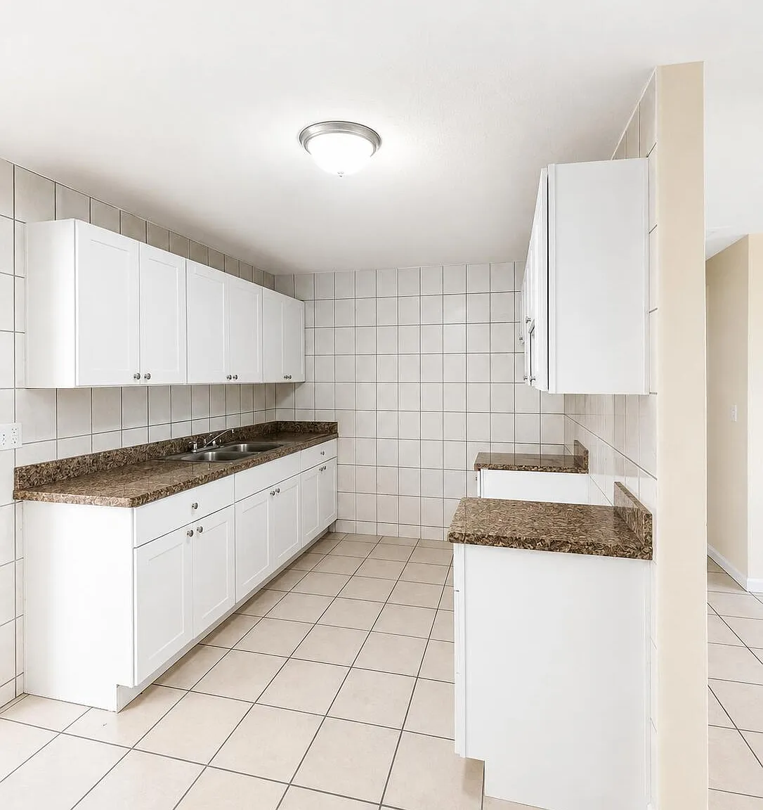 4 bed, 2.0 bath, 1495 sqft, $2,900 — Photo 3