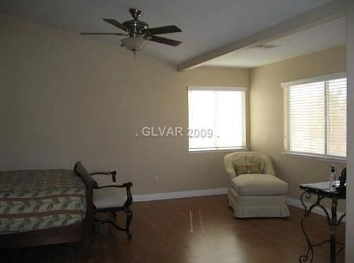 3rd image of 273 Great Duke Ave