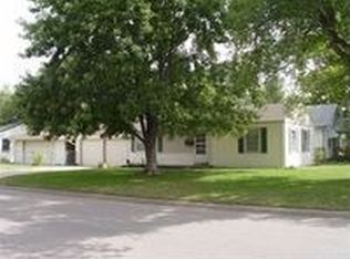 1000 N Gregory St, Hutchinson, KS 67501