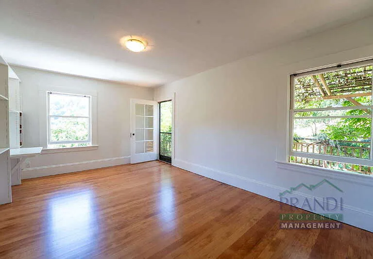 2 Ahrens Ln — Photo 14