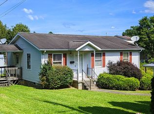 1605 Montana Ave, Summersville, WV 26651