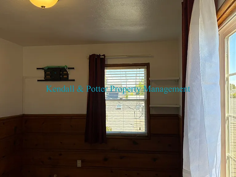 4555 Garnet St — Photo 5