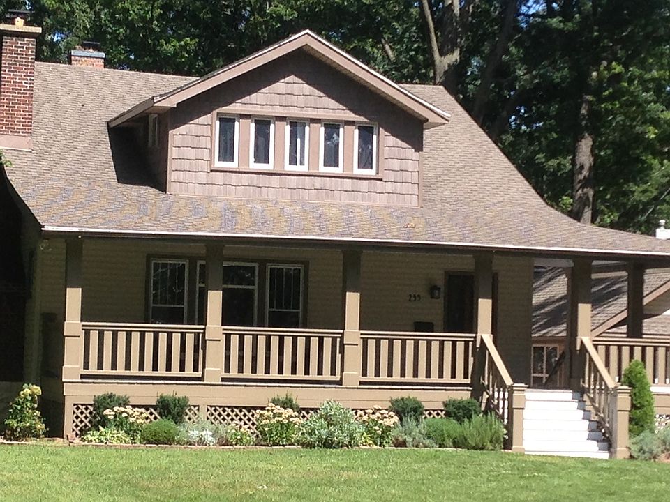 1st image of 235 Lincoln Ave