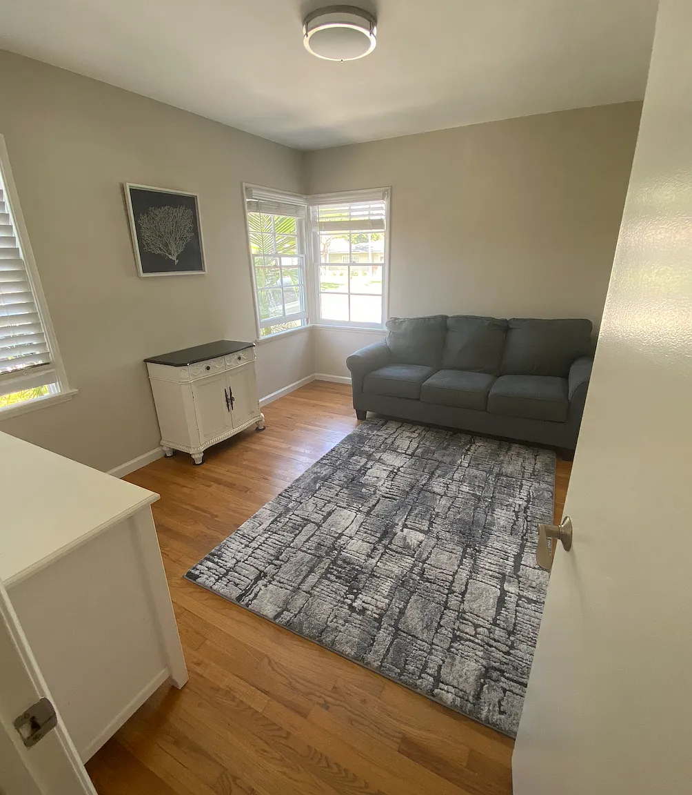 W 139th St, Hawthorne — Photo 1