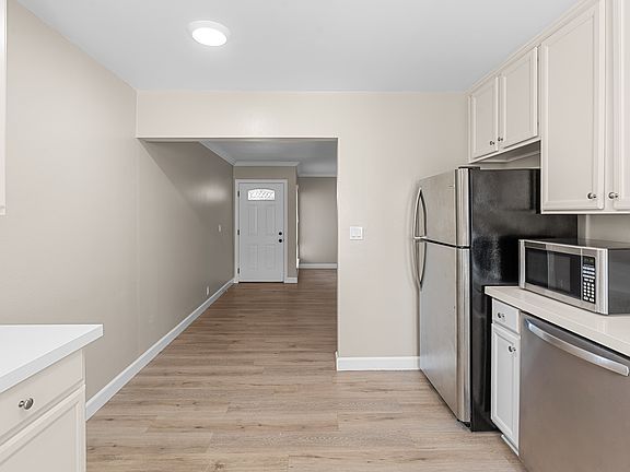 5th image of 4695 Mission Blvd #4695