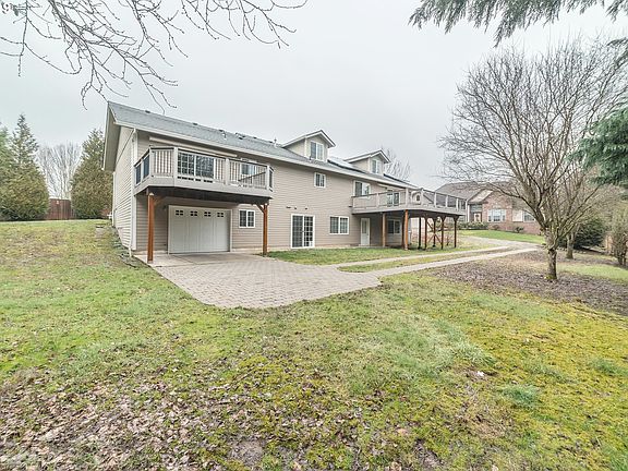 3rd image of 4213 NE 131st St
