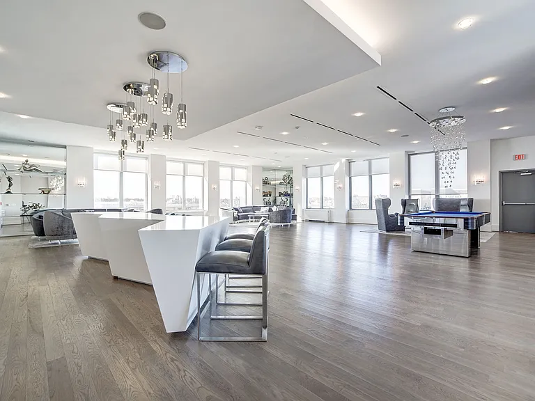 Beautifully Remodeled Penthouse Club Room