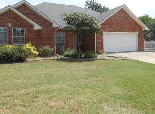 5980 Elm St, Paris, TX 75462