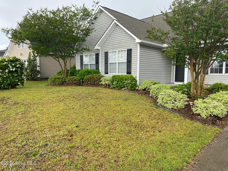 2710 Bow Hunter Dr — Photo 2