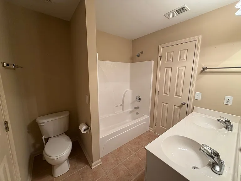 768 Laurel West Ln — Photo 25