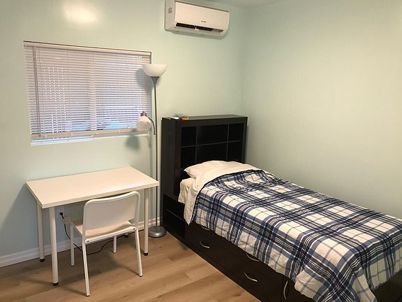 Bedroom #1