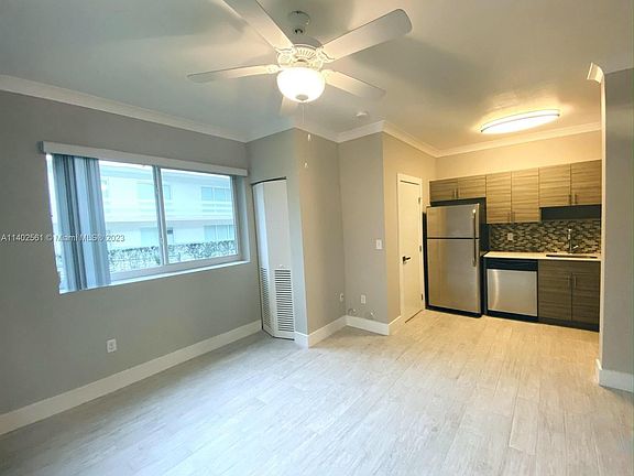 2nd image of 115 Menores Ave APT 6