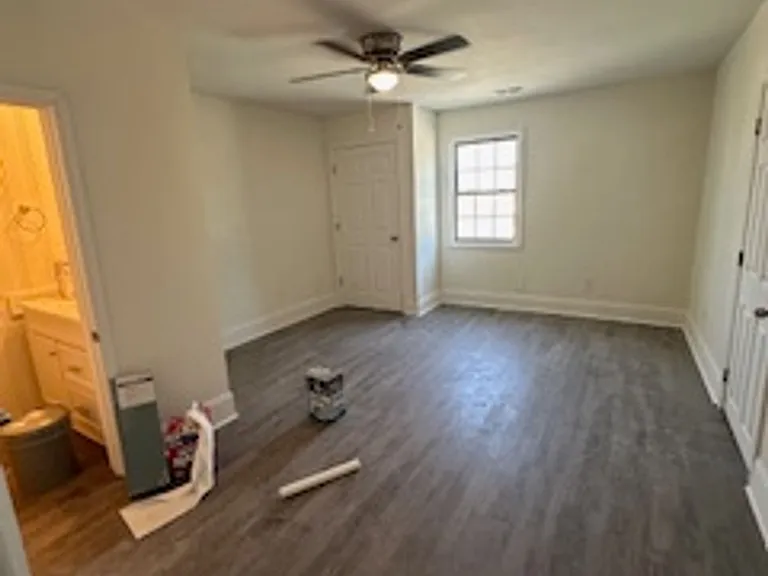 3214 Peronne Ave — Photo 5