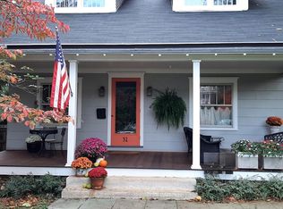 31 E Broad St, Hopewell, NJ 08525