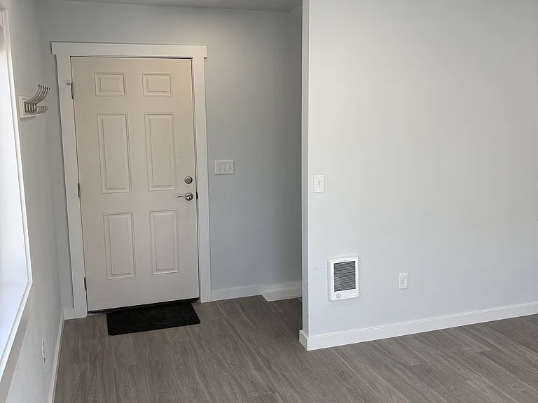 421 E Glendale St #1 — Photo 8