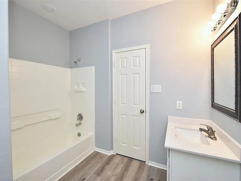 2714 Indigo Stone Ln — Photo 31