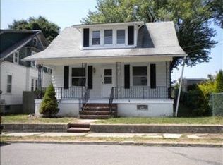 20 Laurel St, Pine Grove, PA 17963