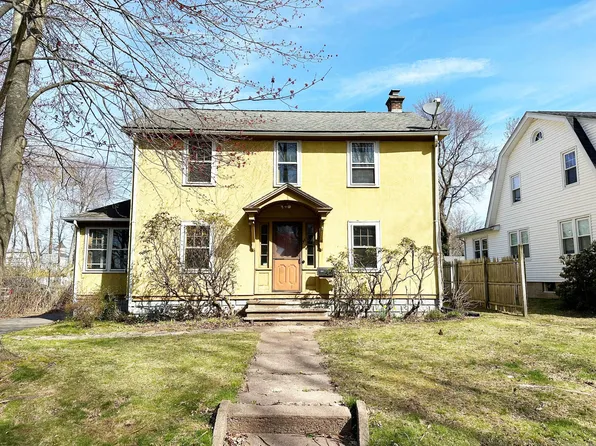 35 Spring Street, Glastonbury, CT 06033