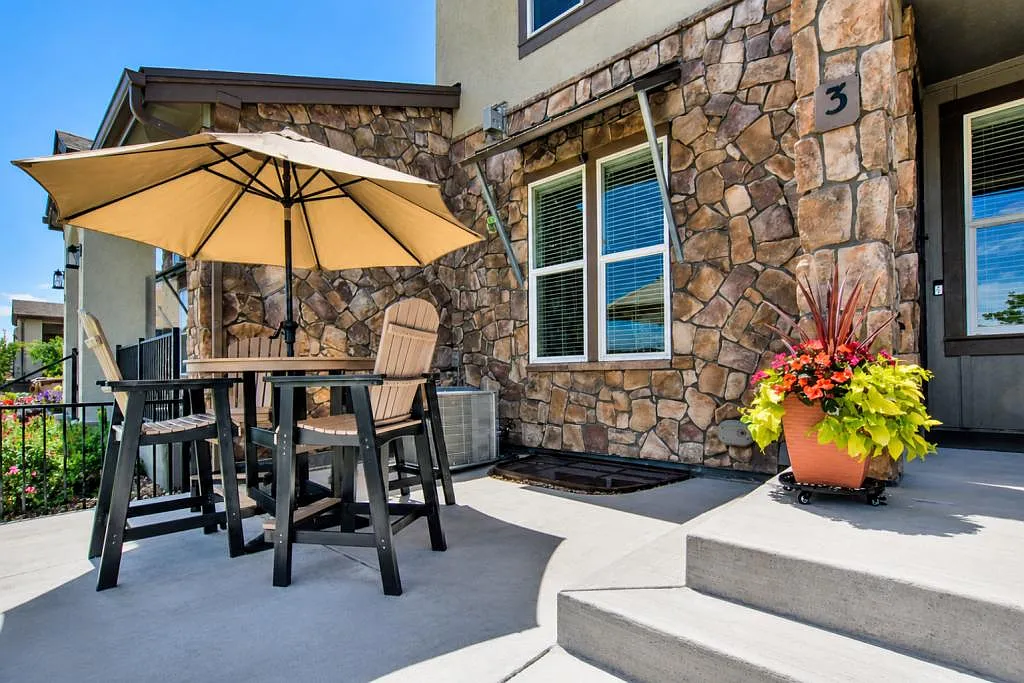 6245 Vernazza Way — Photo 4